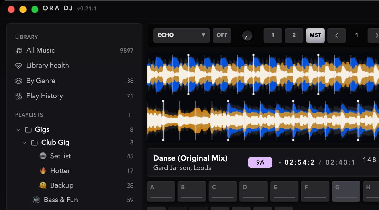 Ora DJ folders organizing different track lists for one set